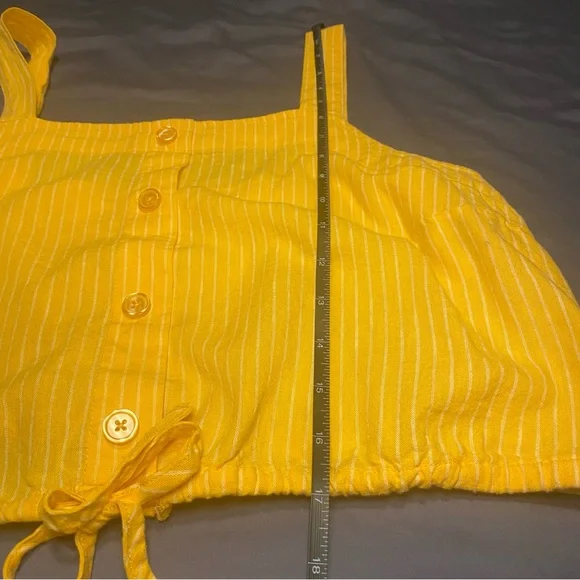 A New Day Yellow and White Striped Crop Top Size L - Picture 7 of 8